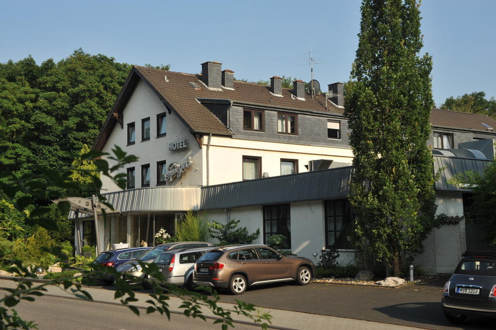 Hotel Spiegel Koln Bagian luar foto