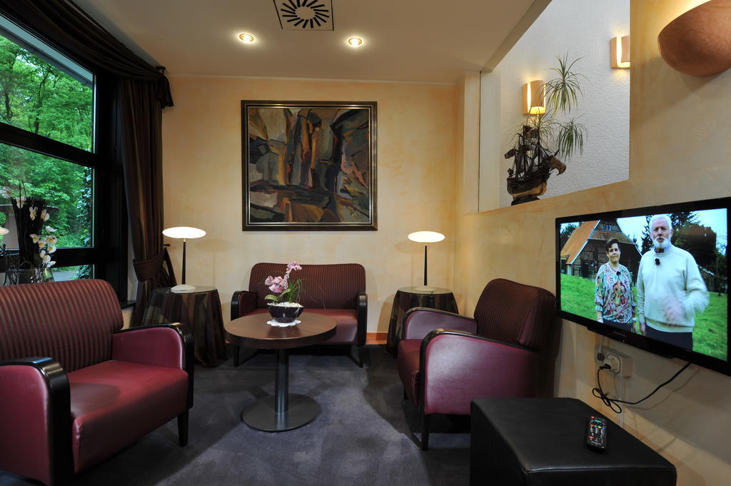 Hotel Spiegel Koln Bagian luar foto