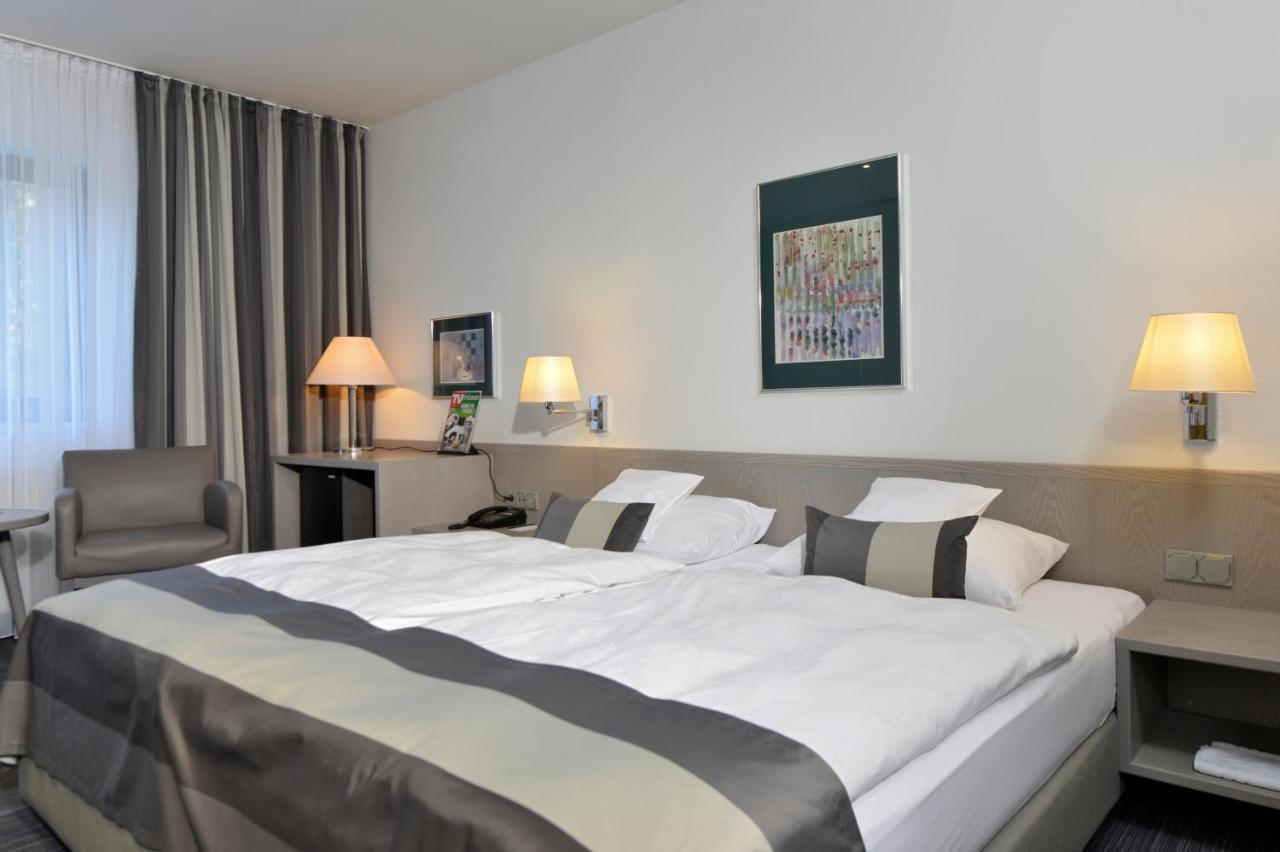 Hotel Spiegel Koln Bagian luar foto