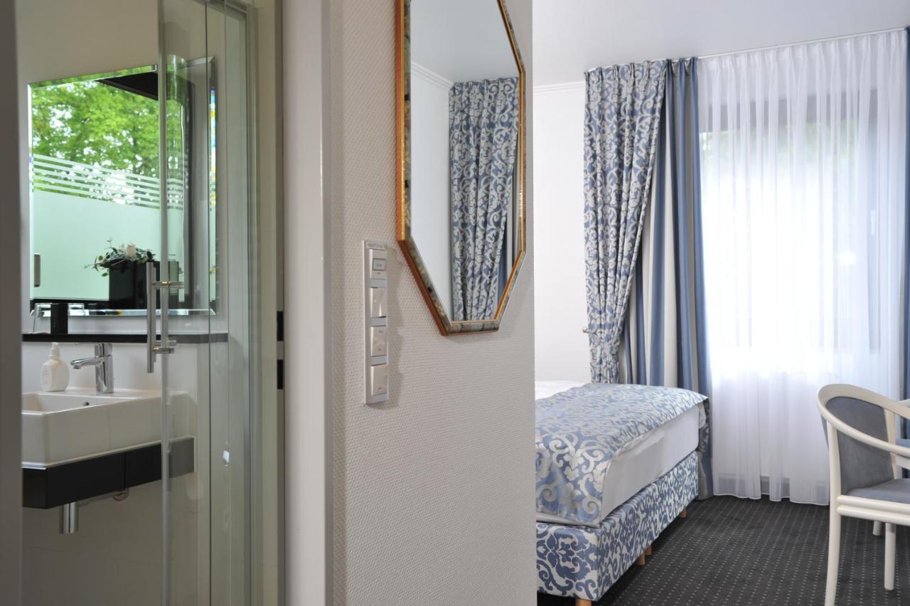 Hotel Spiegel Koln Bagian luar foto
